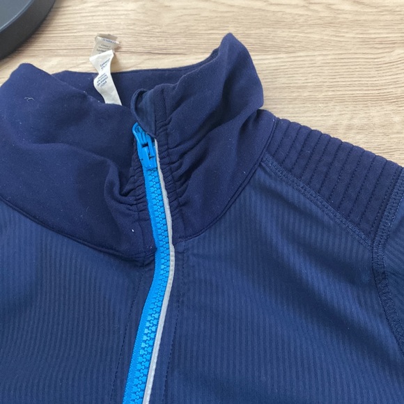 IVIVVA athletica kids too, Size 10, W15,L20.5 - Picture 7 of 7